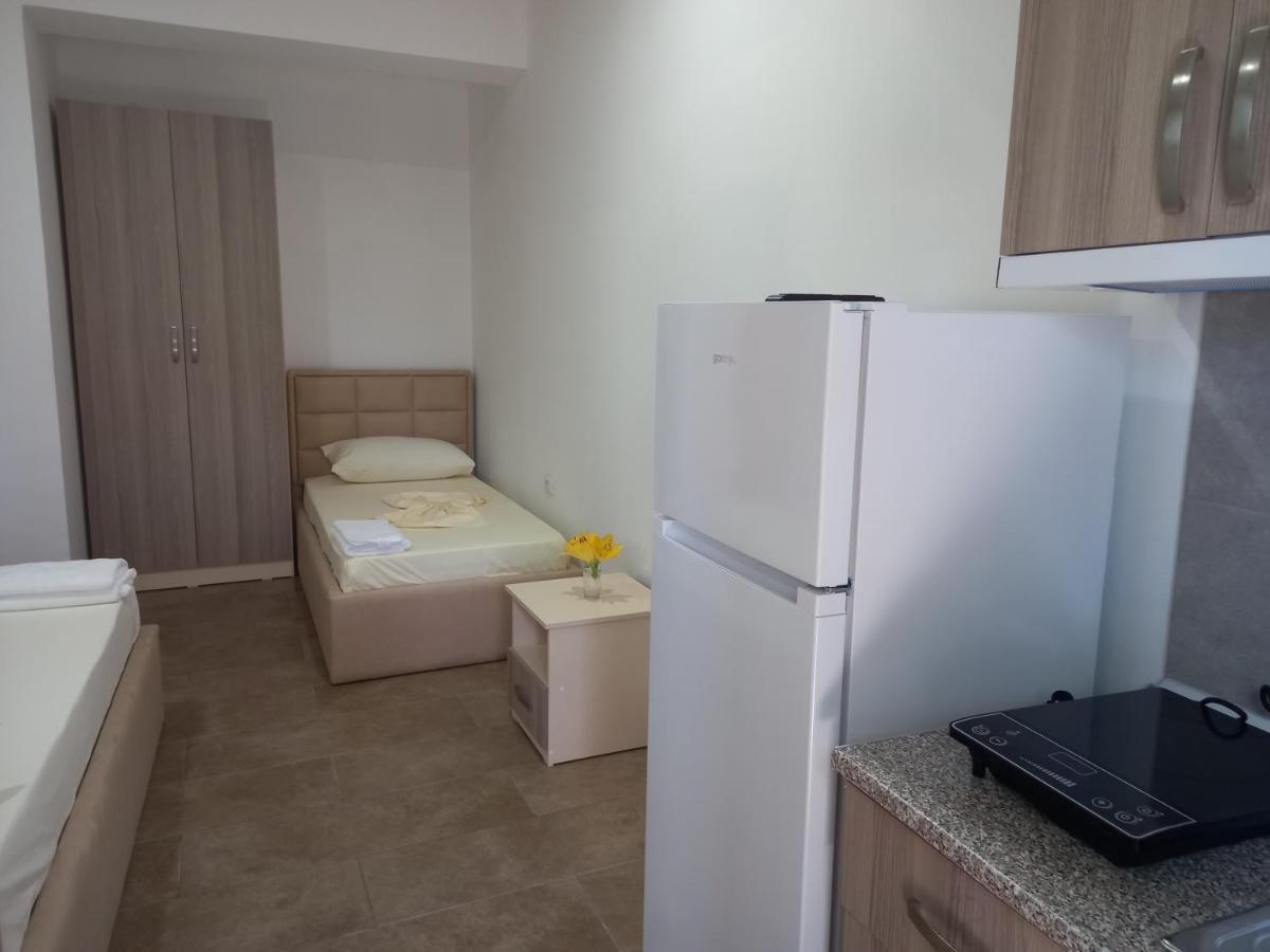 Bar Restorant Hotel Altini Vlorë Eksteriør bilde