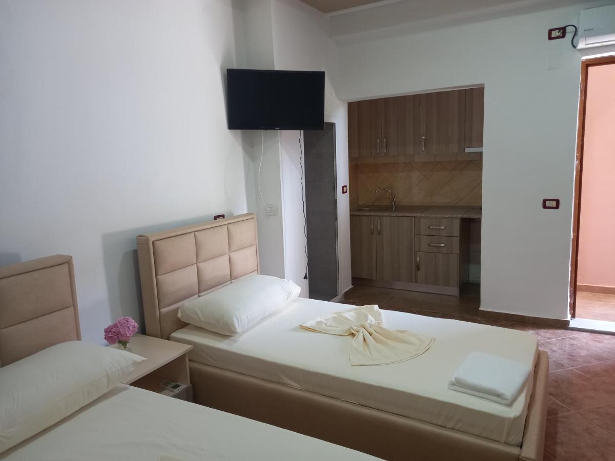 Bar Restorant Hotel Altini Vlorë Eksteriør bilde